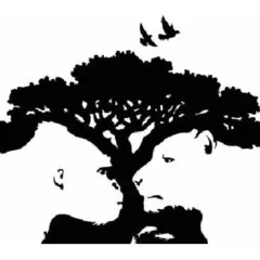 Arbre stylisé formant une illusion d'optique image cachée : deux visages se font face, un homme et une lionne, sous deux oiseaux en vol.