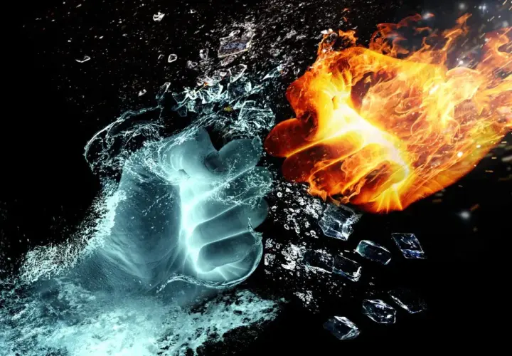Poing de glace et poing de feu s'affrontent, illustrant pourquoi l'eau éteint le feu. L'eau absorbe la chaleur, le feu s'éteint.