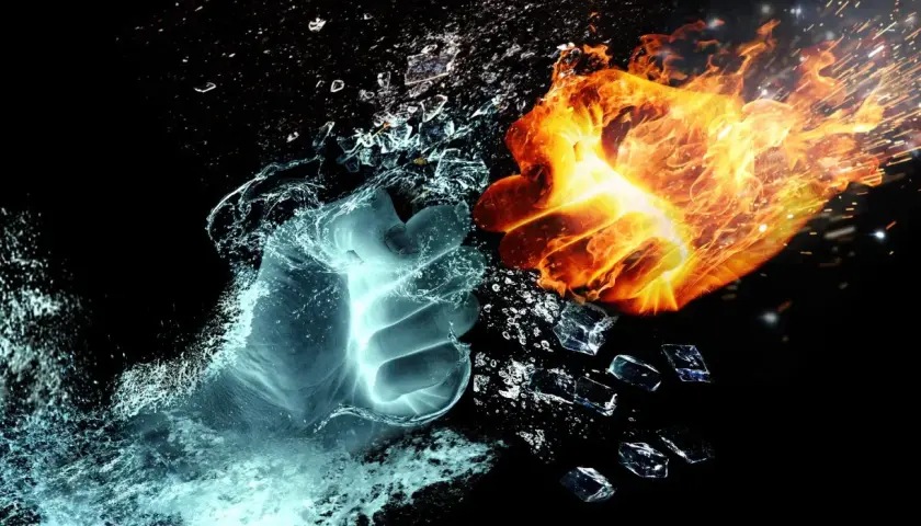 Poing de glace et poing de feu s'affrontent, illustrant pourquoi l'eau éteint le feu. L'eau absorbe la chaleur, le feu s'éteint.