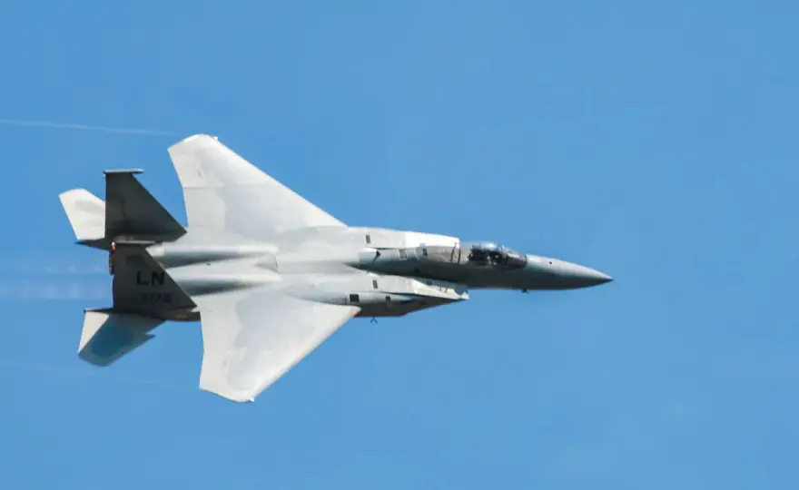 Vitesse d'un avion de chasse - Ce qu'il faut savoir
